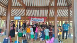PELEPASAN PESERTA DIDIK TK PKK GIRI PANGGUNG DI RTH SEMANU